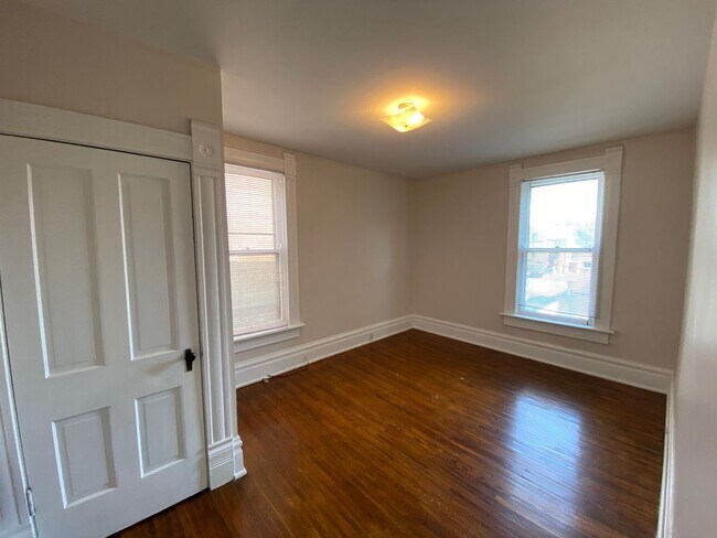 Building Photo - W 1st Ave 145-147 MLR