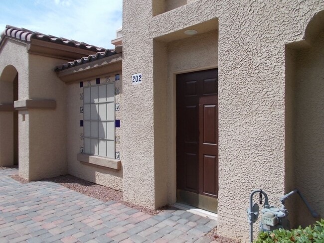 Building Photo - 7295 Diamond Canyon Ln