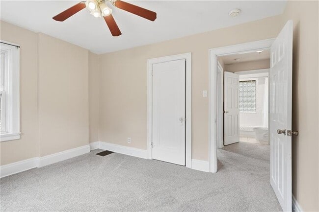 Building Photo - 307 Ambridge Ave