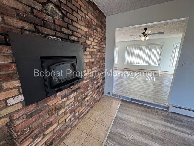 Building Photo - 5229 Silver Sage Dr