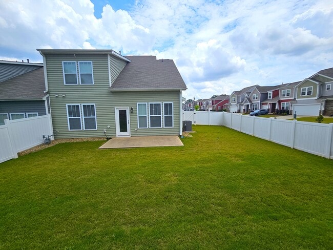 Building Photo - 301 Albemarle Ln