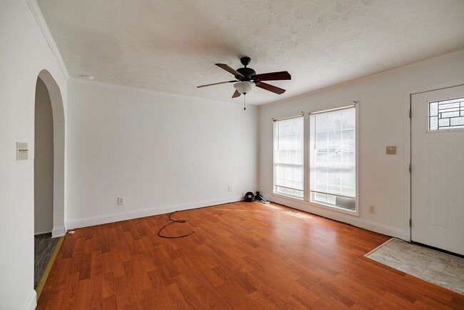 Building Photo - Charming 2 Bedroom, 1 Bath Home in Colbert...