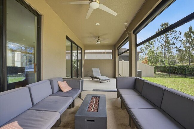 Building Photo - 4547 San Martino Dr