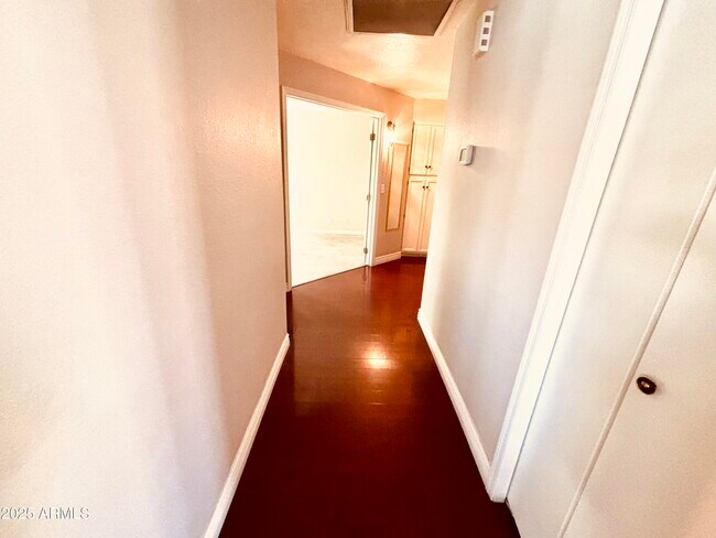 Building Photo - 3463 N Verano Ct