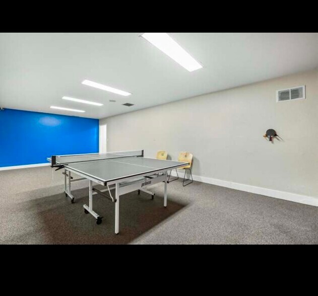 Building Photo - 310 Tradewinds Dr