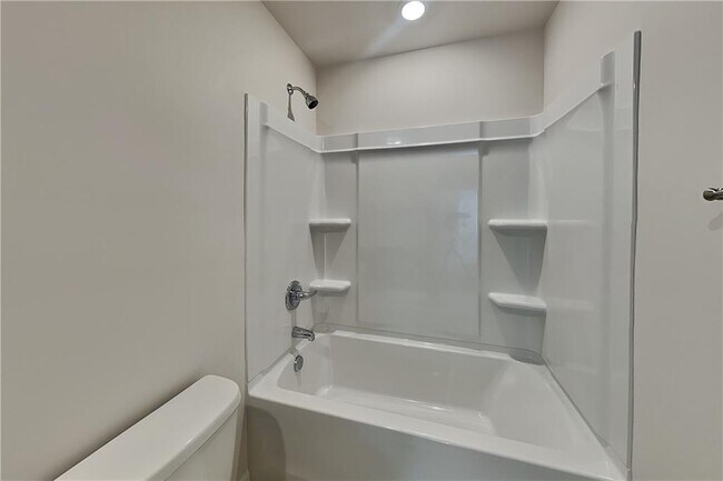 Building Photo - 265 Bloomfield Cir
