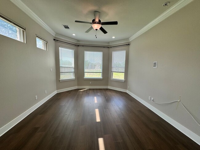 Building Photo - AVAILABLE NOW! One-of-a-Kind Luxury Estate | 5BD/3BA on 2 Acres in Liberty Hill!