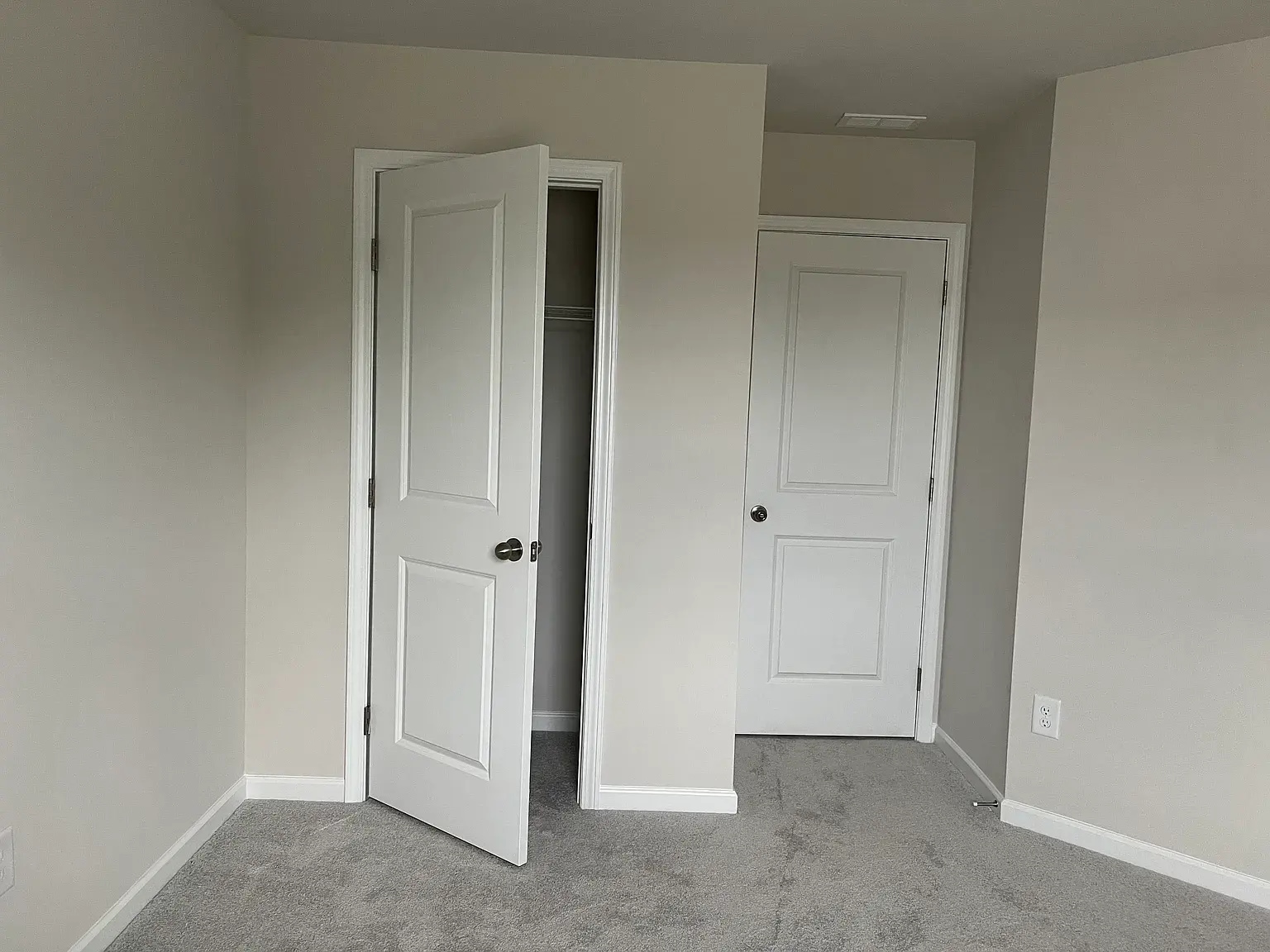 Building Photo - 716 Peyden Ln