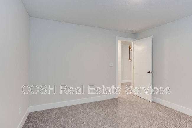 Building Photo - 3574 N Tyler Ct