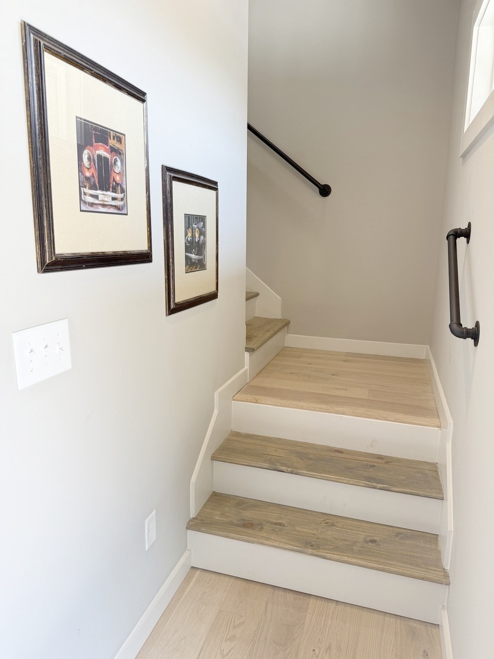 ENTRY - 110 Textile Ct