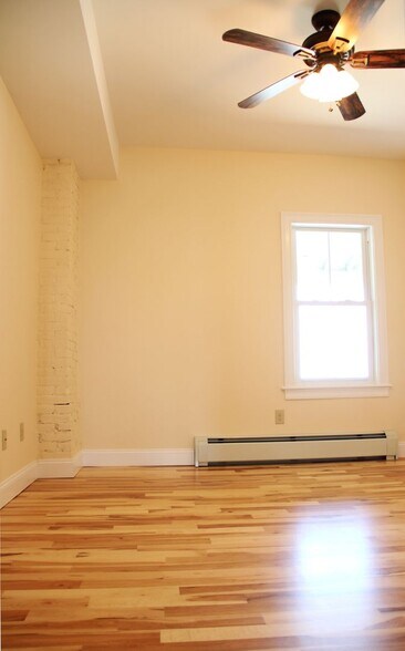 Building Photo - 26 Cedar St