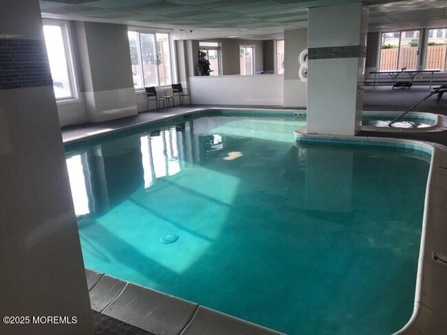 Building Photo - 675 Ocean Ave N