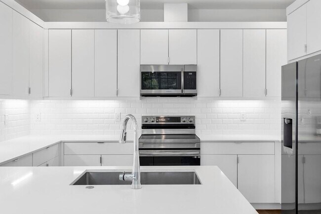 Building Photo - 211 Ocean Breeze