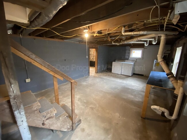 Building Photo - 11308 Gordon Rd