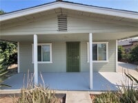 Building Photo - 825 E G St