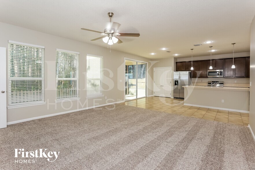 Building Photo - 86041 Aladdins Way