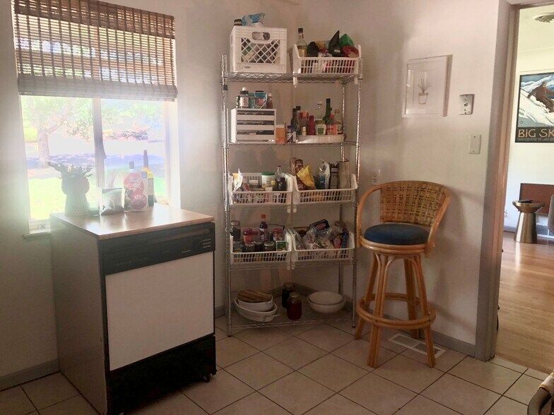 Building Photo - 3048 AMES ST