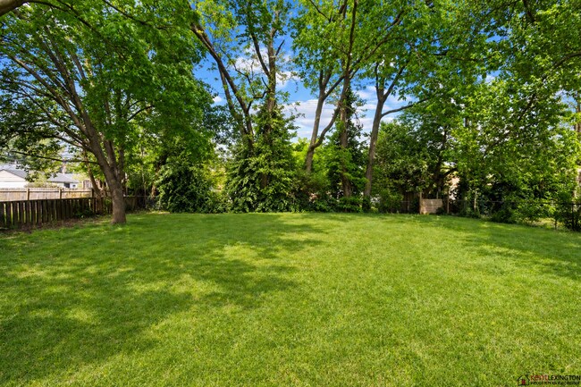 Building Photo - 3330 Tisdale Dr