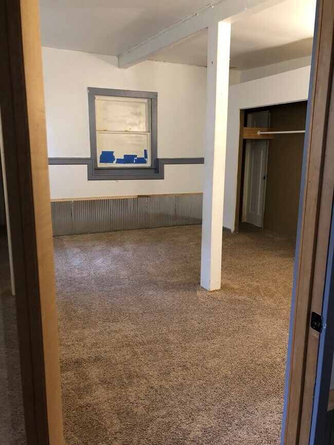 Building Photo - 1 Bedroom Apartment in Worthing