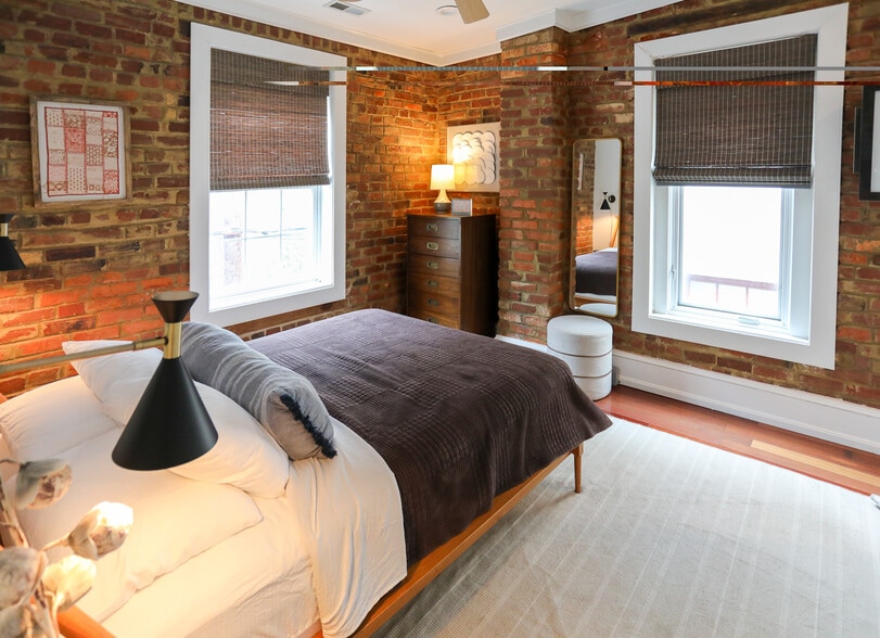 Building Photo - 416 N 3rd St