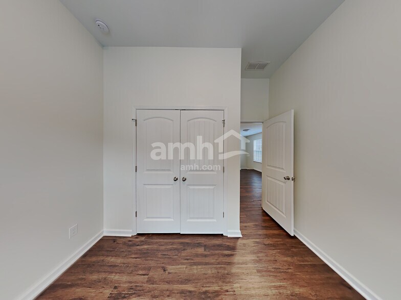 Building Photo - 1386 Key Manor Ln