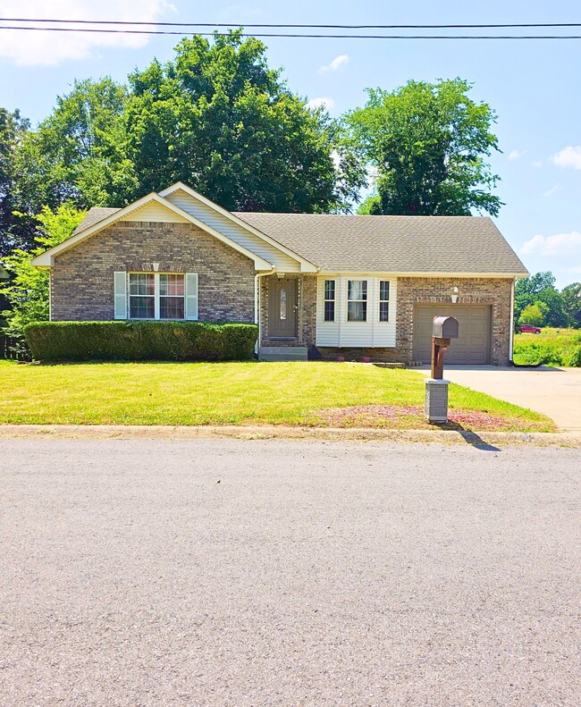 Primary Photo - 3319 S Senseney Cir