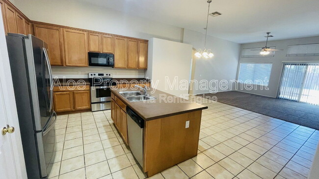 Building Photo - 22148 Greenland Park Dr