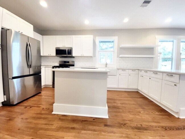 Building Photo - 5501 Downs Dr