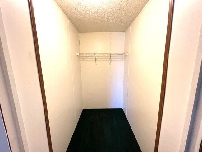 Building Photo - Location & Convenient! It Starts Here!