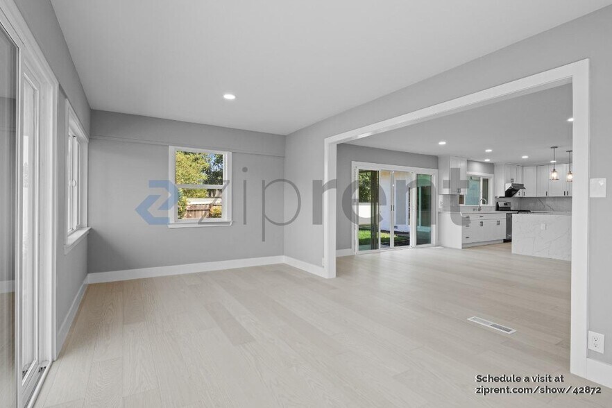 Building Photo - 3727 Northridge Dr