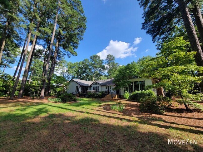 Building Photo - 6829 Greystone Dr