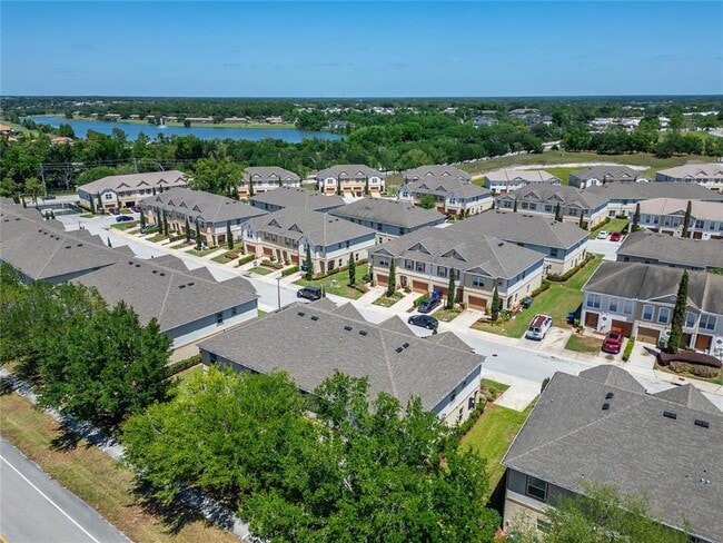 Building Photo - 3842 Hampstead Ln