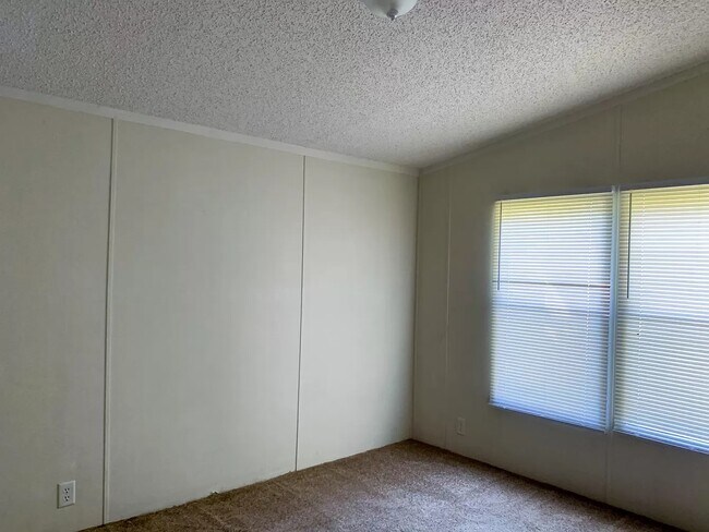 Building Photo - 112 Woodford Pl Ct