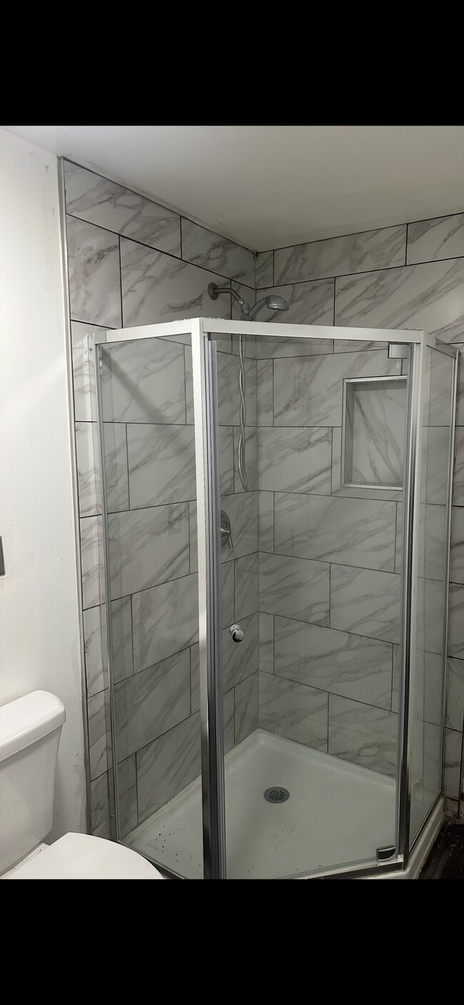 Building Photo - 5224 W Avenue L4