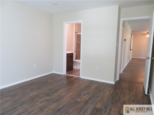 Building Photo - 95 Pennsylvania Way