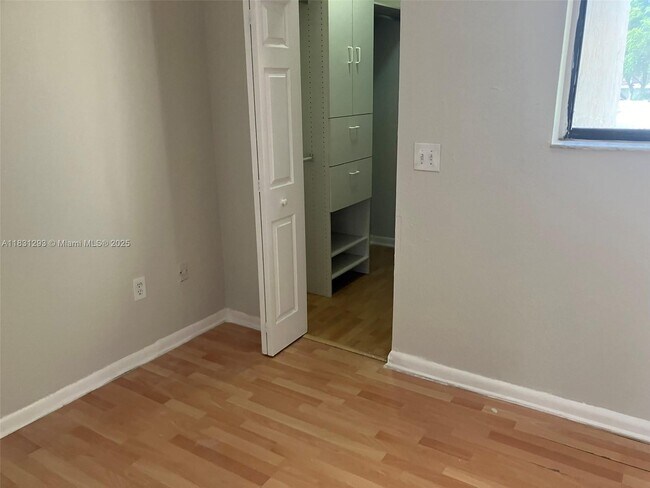 Building Photo - 13036 SW 88th Terrace N