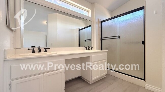 Building Photo - 6743 Banyan Ave