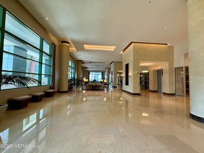 Building Photo - 1431 Riverplace Blvd