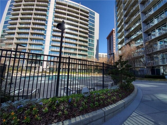 Building Photo - 44 Peachtree Pl NE