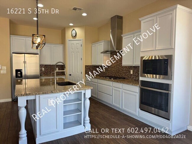 Building Photo - 16221 S 35th Dr