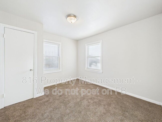 Building Photo - 4036 Cleveland Ave.