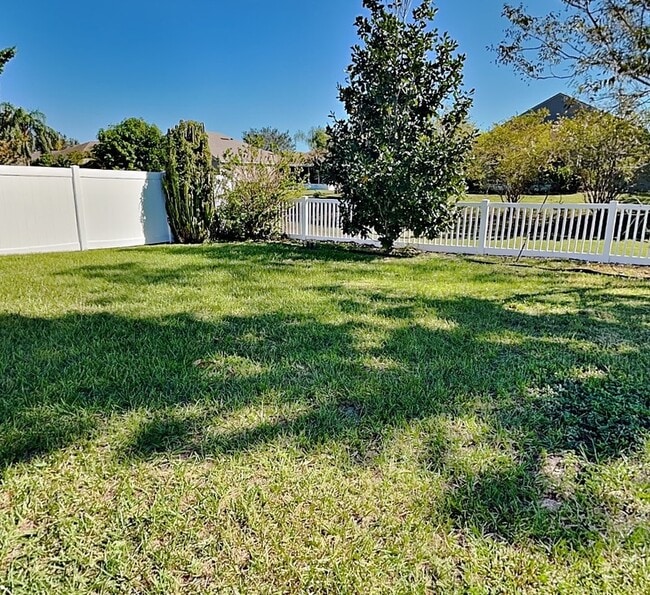 Building Photo - 523 Terranova Cir