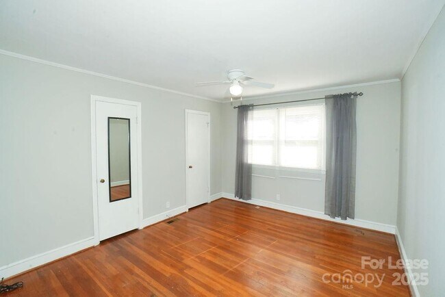 Building Photo - 1632 Kimberly Dr