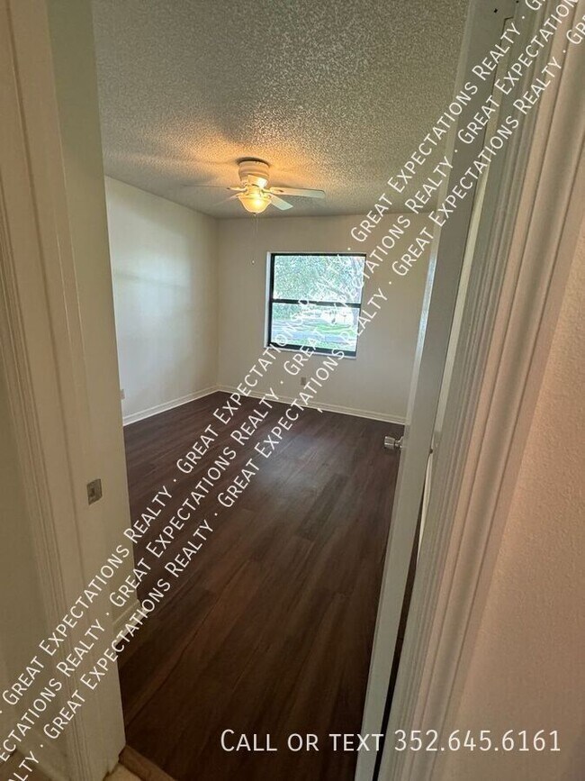 Building Photo - 62 Teak Loop