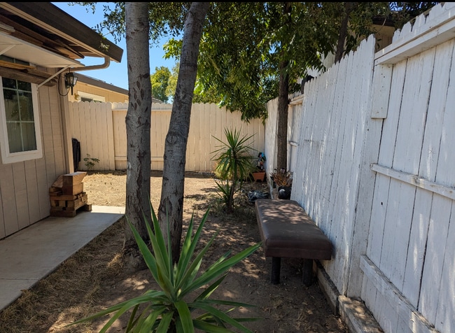 Building Photo - 5903 Moss Creek Cir