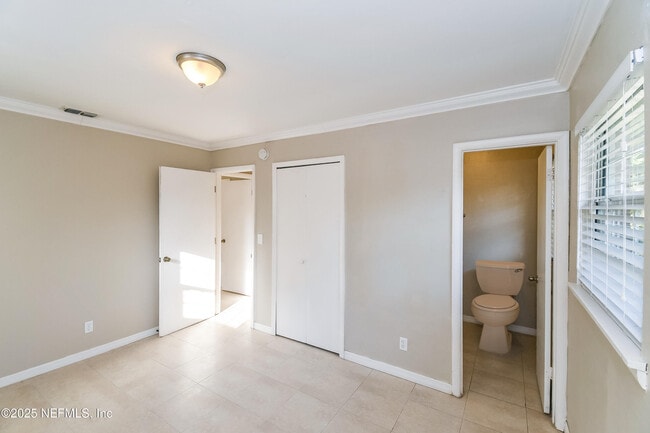 Building Photo - 10655 Tulsa Rd