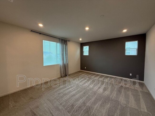 Building Photo - 15535 Ortega St