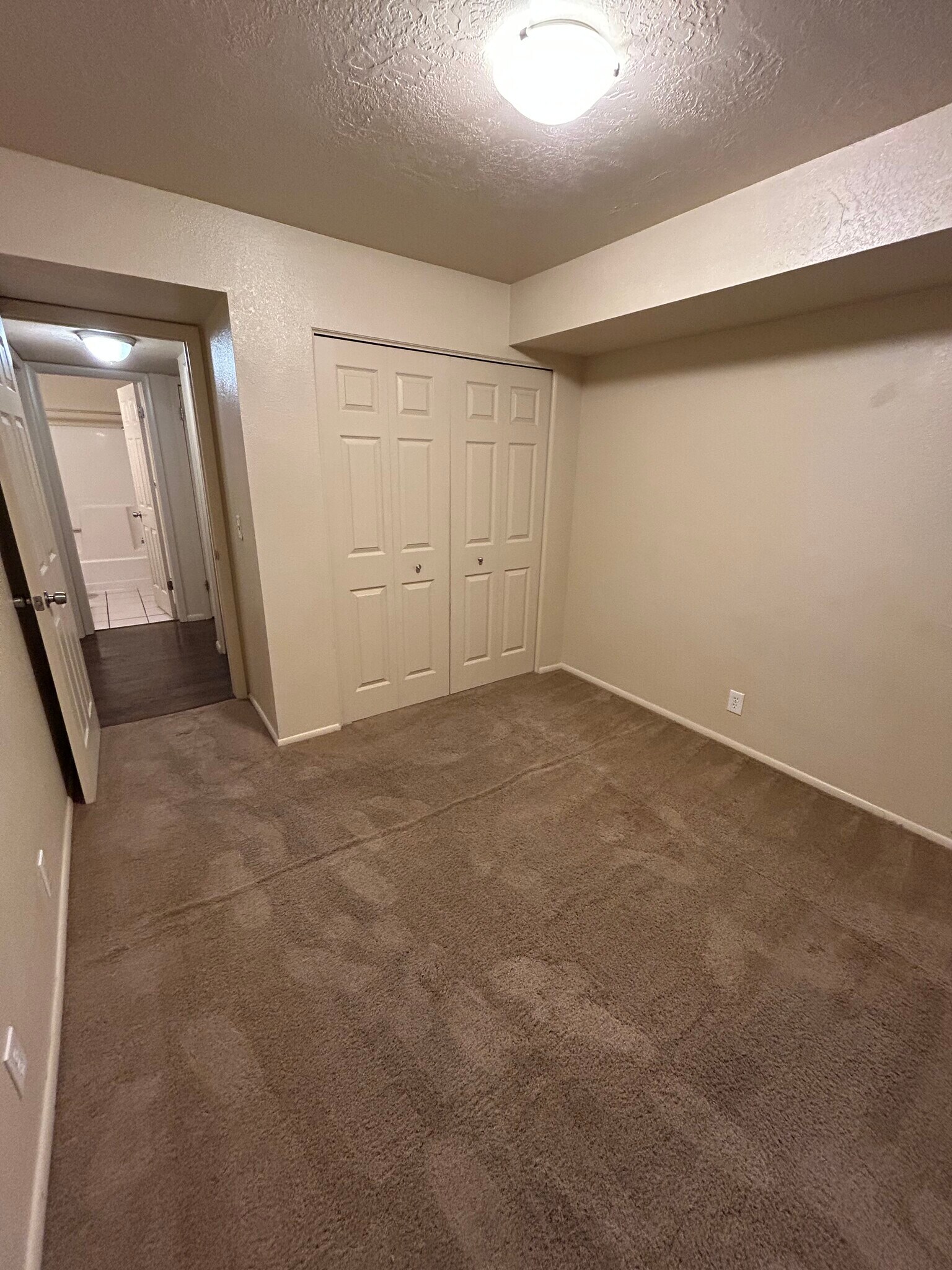 Second Bedroom - 1221 E Waterside Cv