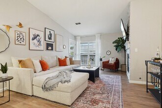 Building Photo - 4271 S Blackhawk Cir