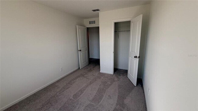 Building Photo - 807 Lynx St
